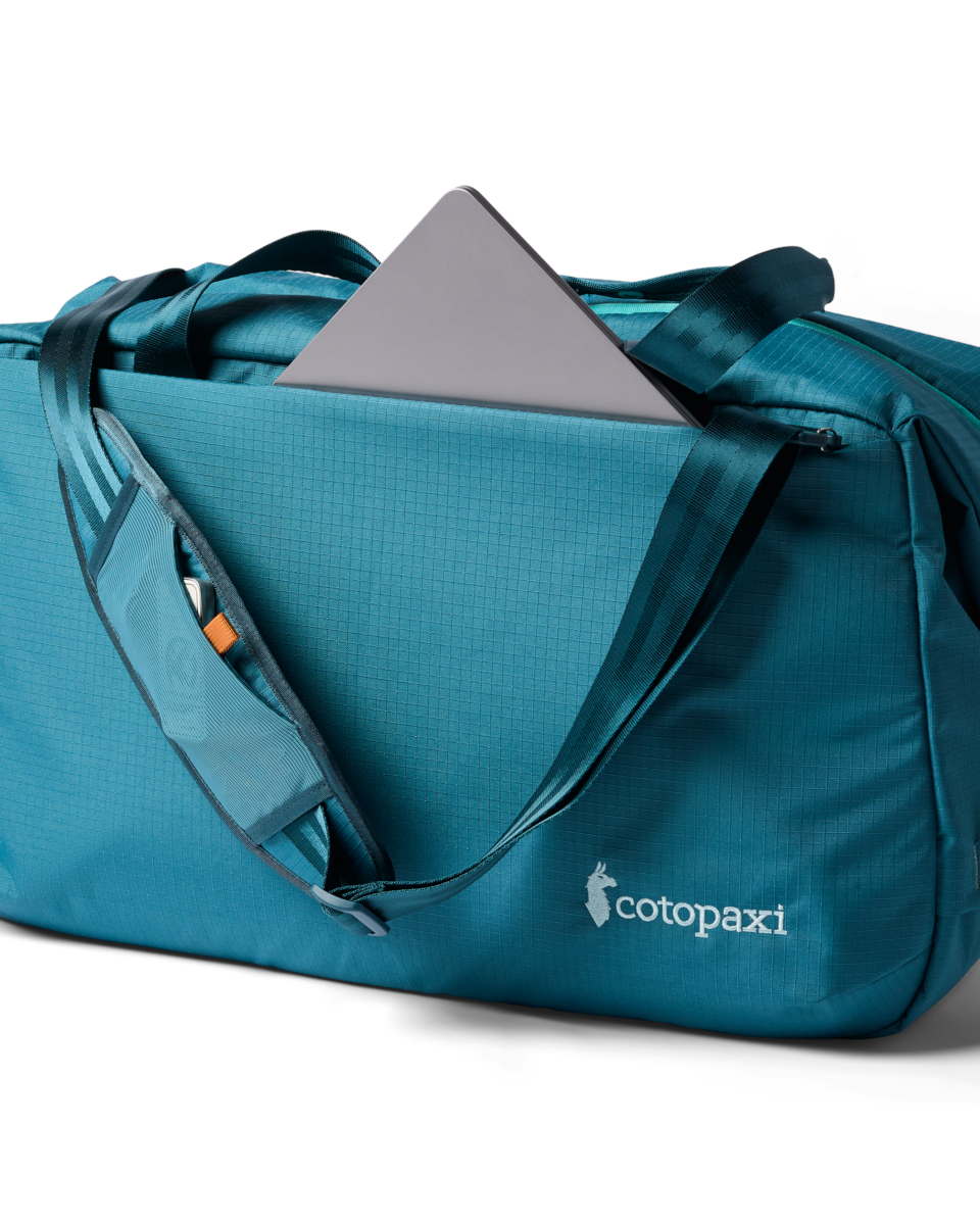 Viaje 45L Travel Duffel - Image 3