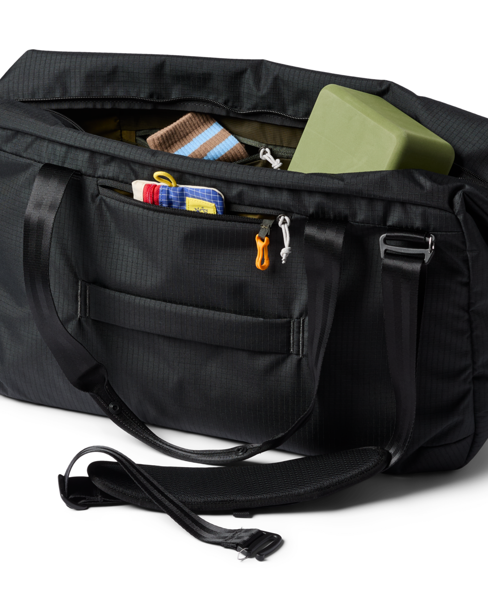 Viaje 45L Travel Duffel - Image 16